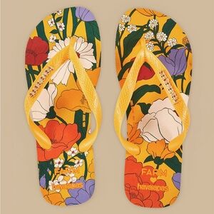New Bucolic Floral Havaianas Sandals
